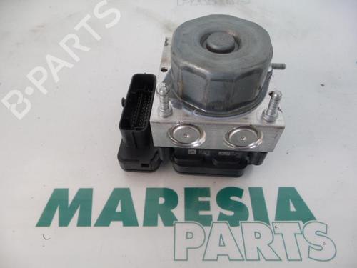 Módulo de ABS RENAULT CAPTUR I (J5_, H5_) 0.9 TCe 90 (90 hp) 31452102