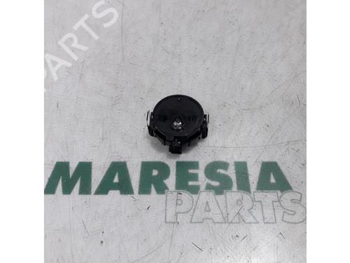 Used Electronic sensor RENAULT GRAND SCÉNIC II (JM0/1_) 2.0 (135 hp) 31505940