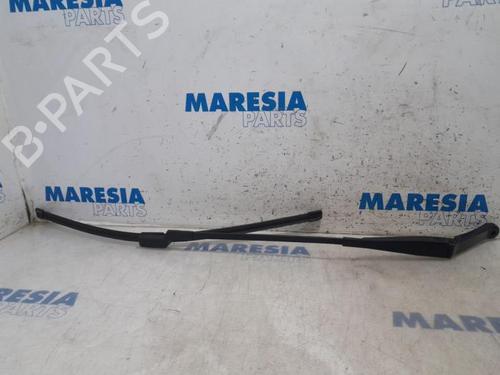 Vindspejlsviskerarm PEUGEOT 508 SW I (8E_) 1.6 THP (156 hp) 31476509