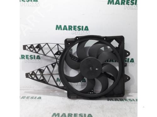 Used Pipe Pipe FIAT BRAVO II (198_) 1.4 (198AXA1B) (90 hp) 31407533 31407533