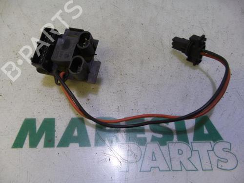 Used Electronic sensor RENAULT CLIO II (BB_, CB_) 1.4 16V (B/CB0P, BB13) (98 hp) 31431598