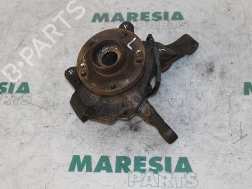 Used Left front steering knuckle Left front steering knuckle RENAULT LAGUNA II Grandtour (KG0/1_) 2.0 16V (KG00, KG0K, KG0W, KG0P) (135 hp) 31502874 31502874