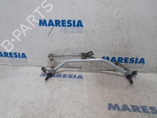 Used Front wipers mechanism PEUGEOT 208 I (CA_, CC_) 1.2 VTI 82 (82 hp) 31441254