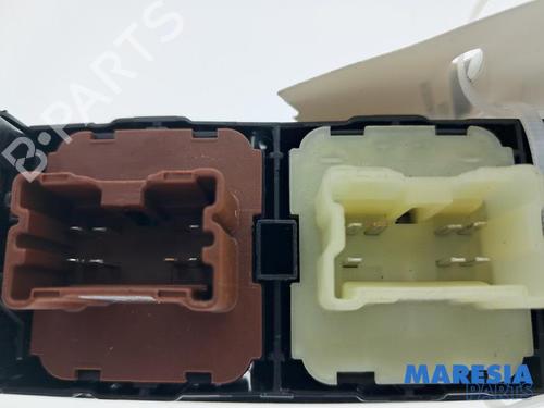 Switch RENAULT CAPTUR I (J5_, H5_) 1.2 TCe 120 | BP33054909I30  - Image 6