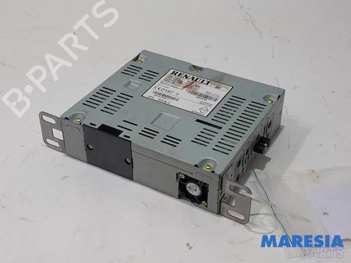 Used Radio RENAULT MEGANE IV Grandtour (K9A/M/N_) 1.5 dCi 110 (110 hp) 31501857