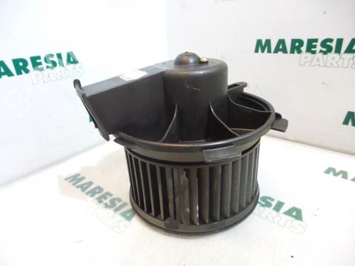 Used Heater blower motor PEUGEOT 206 Hatchback (2A/C) 1.1 i (60 hp) 31436540