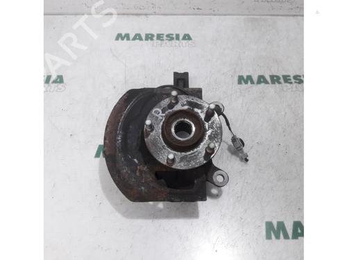 Used Right front steering knuckle Right front steering knuckle RENAULT KOLEOS I (HY_) 2.5 (HY0C, HY0N) (171 hp) 31503396 31503396