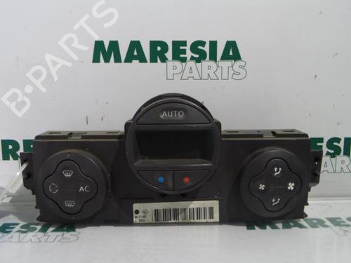 Used Climate control RENAULT MEGANE II (BM0/1_, CM0/1_) 1.9 dCi (BM0G, CM0G) (120 hp) 31411561
