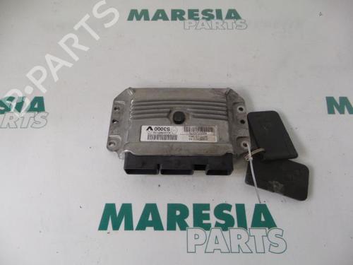 Used Engine control unit (ECU) RENAULT SCÉNIC II (JM0/1_) 2.0 (JM05, JM0U, JM1N, JM1U, JM2V) (135 hp) 31456076