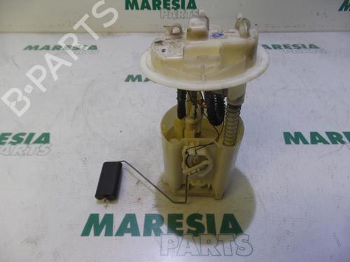 Used Fuel pump CITROËN XSARA PICASSO (N68) 2.0 16V (136 hp) 31476756
