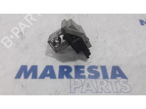 electronic-sensor-renault-clio-iv-grandtour-kh_-2012-2013-2014-2015-2016-2017-2018-2019-2020-2021-31438491 main image