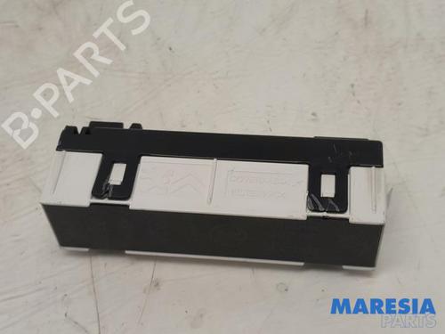 switch-peugeot-508-sw-i-8e_-2010-2011-2012-2013-2014-2015-2016-2017-2018-31439019 main image