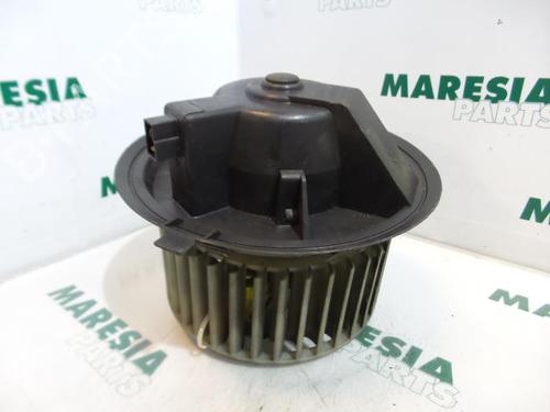 Used Heater blower motor FIAT BRAVA (182_) 1.4 (182.BG) (75 hp) 31385528
