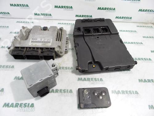 Used Engine control unit (ECU) RENAULT SCÉNIC II (JM0/1_) 1.9 dCi (JM0G, JM12, JM1G, JM2C) (120 hp) 31516864