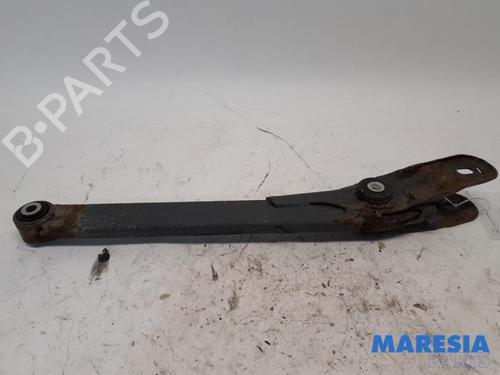 left-rear-suspension-arm-alfa-romeo-giulietta-940_-2010-2011-2012-2013-2014-2015-2016-2017-2018-2019-2020-39932280 main image