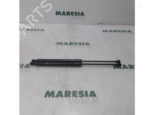 tailgate-lift-support-peugeot-208-i-ca_-cc_-2012-2013-2014-2015-2016-2017-2018-2019-2020-2021-31428962 main image