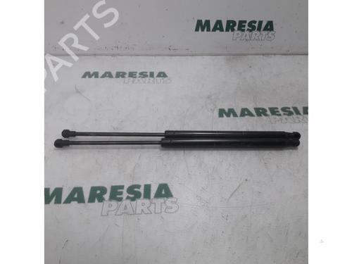 tailgate-lift-support-fiat-500-312_-2007-31467960 main image