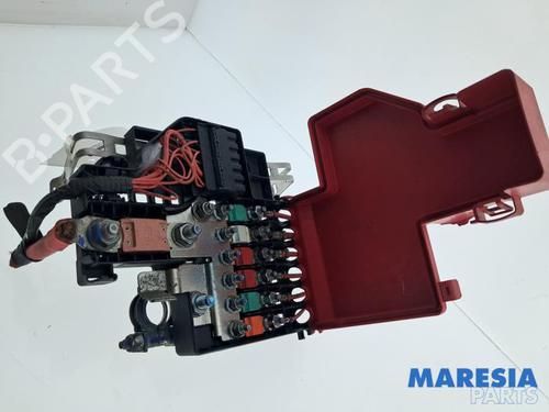 Fuse box RENAULT ZOE Hatchback Van (BFM_) Electric (BFME) | BP38758728E1 - Image 4