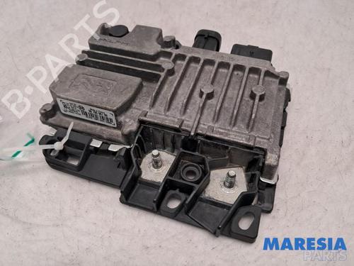 Used Switch PEUGEOT 2008 I (CU_) 1.2 THP 110 / PureTech 110 (110 hp) 31406039