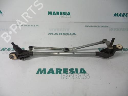 front-wipers-mechanism-renault-megane-iii-hatchback-bz01_-b3_-2008-31435760 main image