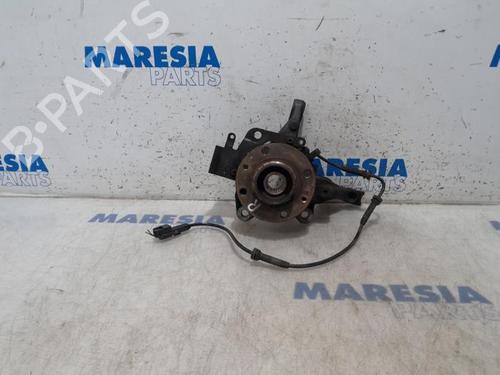 Used Right front steering knuckle RENAULT CLIO IV Grandtour (KH_) 0.9 TCe 90 (90 hp) 31532119