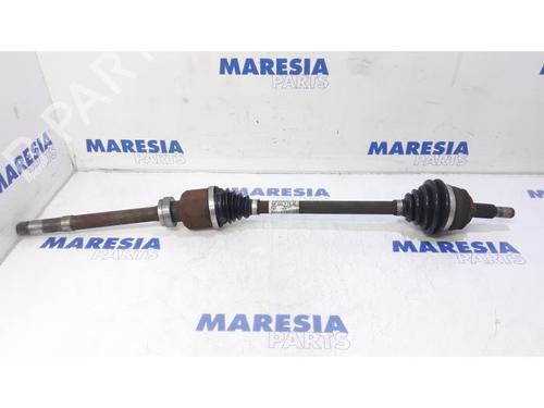 Used Right front driveshaft Right front driveshaft PEUGEOT 308 SW II (LC_, LJ_, LR_, LX_, L4_) 1.6 BlueHDi 120 (120 hp) 31426398 31426398