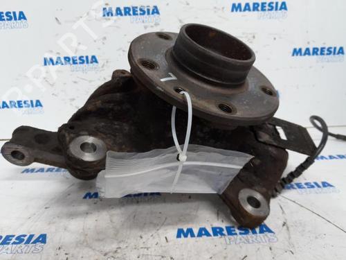 Used Left front steering knuckle RENAULT MEGANE III Hatchback (BZ0/1_, B3_) 1.4 TCe (BZ0F, BZ1V) (131 hp) 31535946