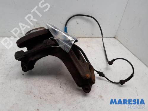 Used Right front steering knuckle PEUGEOT 208 I (CA_, CC_) 1.4 VTi (95 hp) 31479608