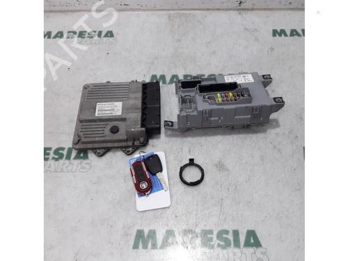 Used Engine control unit (ECU) FIAT 500 (312_) 1.3 D Multijet (312AXB1A) (75 hp) 31516941