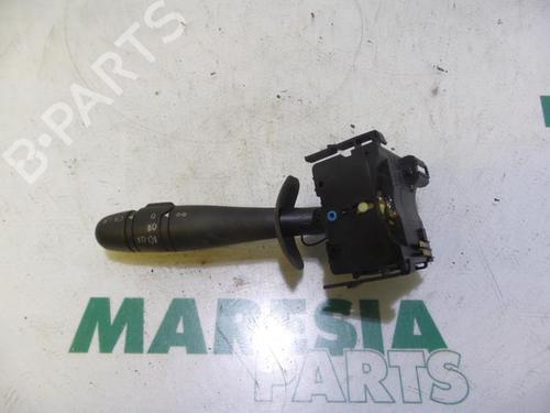 Used Steering column stalk RENAULT LAGUNA II (BG0/1_) 1.9 dCi (BG08, BG0G) (120 hp) 31435094