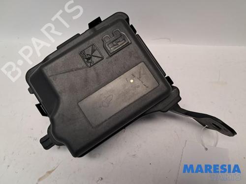 Used Fuse box CITROËN C3 III (SX) 1.2 VTi 82 (82 hp) 31501162
