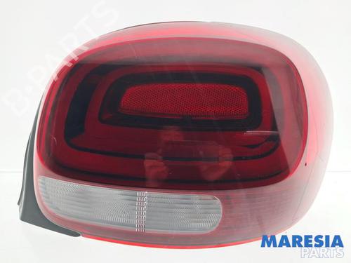 Used Right taillight Right taillight CITROËN C3 III (SX) 1.2 THP 110 (SXHNPS, SXHNZT, SXHNZ6) (110 hp) 34006995 34006995