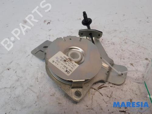 Used Hinge/Door check strap Hinge/Door check strap 31444823 31444823
