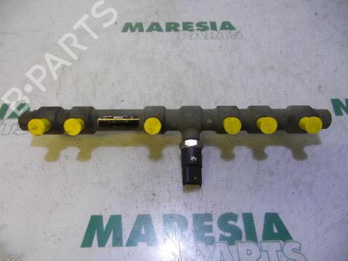 Used Injection rail Injection rail ALFA ROMEO 156 Sportwagon (932_) 2.4 JTD (932.BXC00) (150 hp) 31523805 31523805