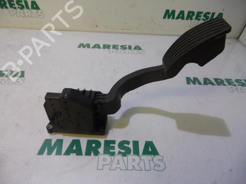 Used Electronic module Electronic module FIAT GRANDE PUNTO (199_) 1.4 (199AXB11, 199AXB1A, 199BXB1A, 199AXL1A) (77 hp) 31515165 31515165