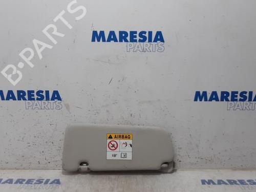 Used Right sun visor RENAULT MEGANE IV Grandtour (K9A/M/N_) 1.5 Blue dCi 95 (K9A2) (95 hp) 31450403
