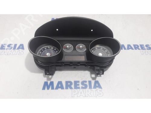 Used Instrument cluster FIAT PUNTO Hatchback Van (199_) 1.3 D Multijet (84 hp) 31444574