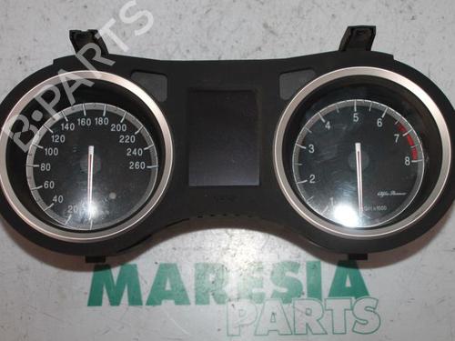Used Instrument cluster ALFA ROMEO 159 Sportwagon (939_) 3.2 JTS Q4 (939BXG2B, 939BXG22) (260 hp) 31516312