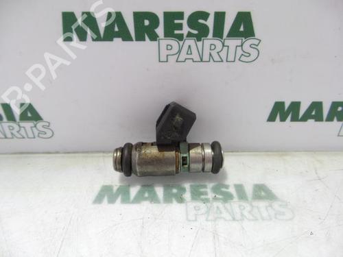 Used Injector FIAT SEICENTO / 600 (187_) 1.1 (187AXB, 187AXB1A, 187AXC1A02) (54 hp) 31494465