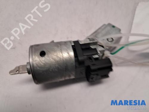 Used Ignition barrel PEUGEOT 5008 (0U_, 0E_) 1.6 HDi (114 hp) 31416263