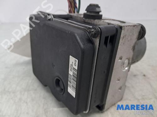 Used ABS pump CITROËN C4 Picasso I MPV (UD_) 1.6 THP 155 (156 hp) 32197225