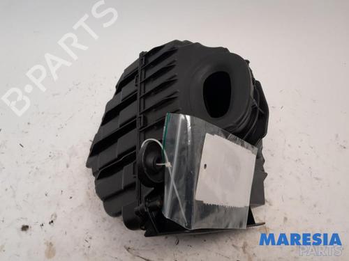 Used Air filter box RENAULT GRAND SCÉNIC III (JZ0/1_) 2.0 16V (JZ0G) (140 hp) 31506064