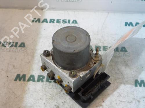 Used ABS pump FIAT PANDA (169_) 1.2 (169.AXB11, 169.AXB1A) (60 hp) 31403951