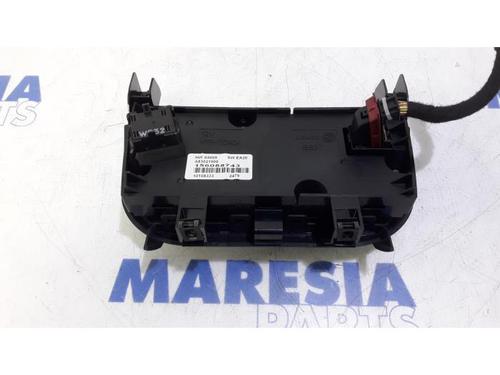 Climate control ALFA ROMEO MITO (955_) 1.4 Turbo MultiAir (955AXM1A, 955AXR11) | BP31464631I5