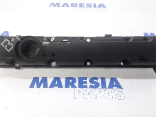 Used Valve cover PEUGEOT 407 (6D_) 1.8 16V (6D6FYC) (125 hp) 31467681