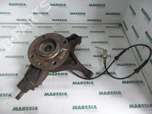 Used Left front steering knuckle PEUGEOT 307 CC (3B) 2.0 HDi 135 (136 hp) 31516219