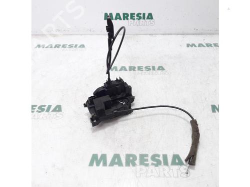 Used Electronic module RENAULT CLIO III (BR0/1, CR0/1) 1.2 16V (BR02, BR0J, BR11, CR02, CR0J, CR11) (75 hp) 31414915