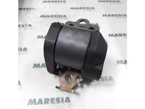 Used Rear center seatbelt RENAULT CLIO II (BB_, CB_) 1.6 (B/CB0D, BB00) (90 hp) 31439708