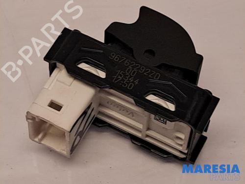 Switch PEUGEOT 308 SW II (LC_, LJ_, LR_, LX_, L4_) 1.6 BlueHDi 120 | BP31518761I30