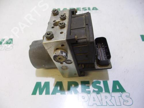 Used ABS pump FIAT STILO (192_) 1.2 16V (192_XA1B) (80 hp) 31455385